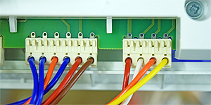 wc 27ri compact j15705 high voltage connectors.jpg